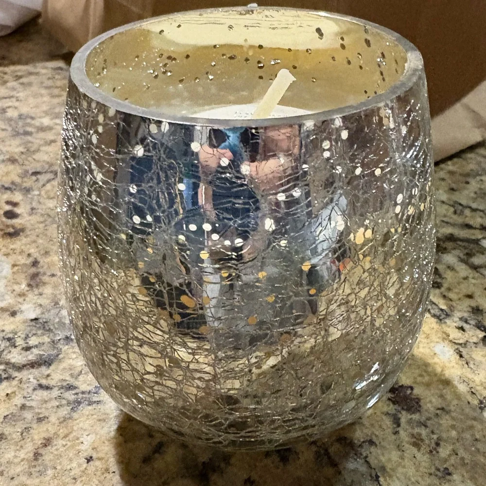 WEST ELM NWT crackle mercury glass cedar & balsam candle -small -silver